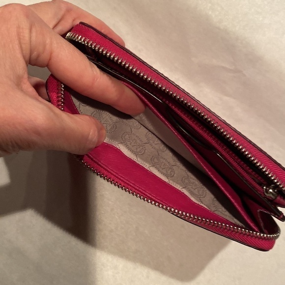 Michael Kors Jet Set Large Wristlet Clutch Wallet, Hot Pink - Picture 8 of 10